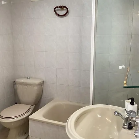 Puerto 2 & Parking Apartment *